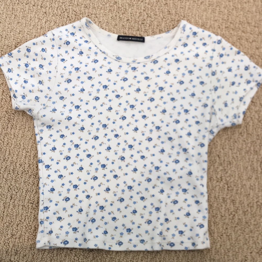 white brandy melville top with flowers